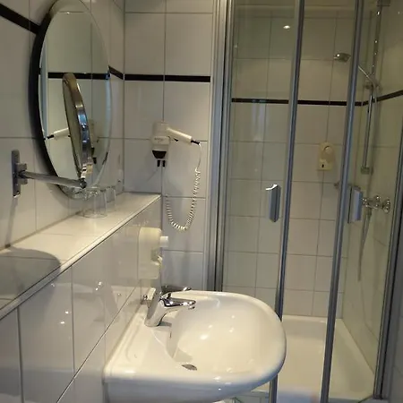 Zentral Poststuben فندق 3*