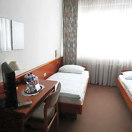 Zentral Poststuben 3*